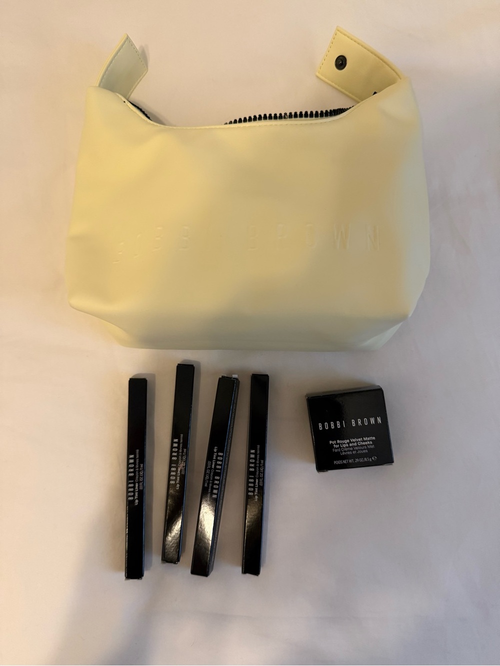 Bobbi Brown Women's Cosmetic Bag Set in Pale Yellow, 4 lip tints and 1 blush